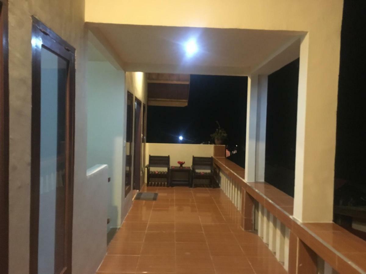 The Joe Bungalow Τζίλι Τραγουανγκάν Εξωτερικό φωτογραφία